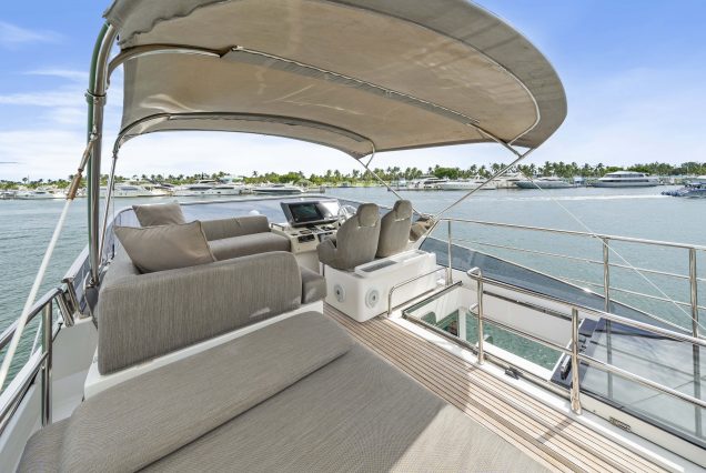 72ft Azimut “Water You Doing” open flybridge lounge perfect for socializing and enjoying the breeze