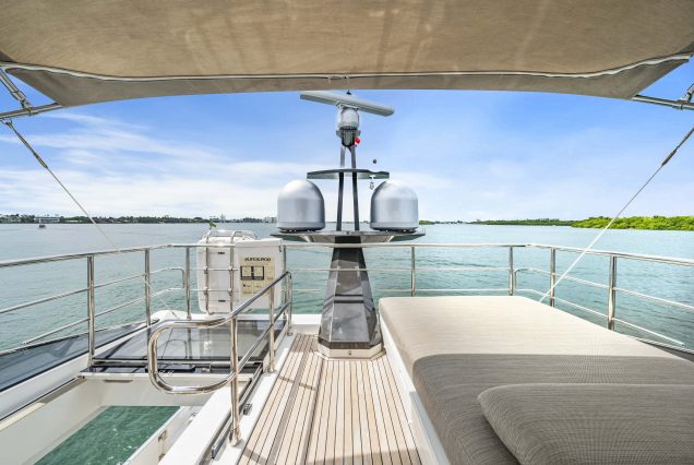 72ft Azimut “Water You Doing” open flybridge lounge perfect for socializing and enjoying the breeze
