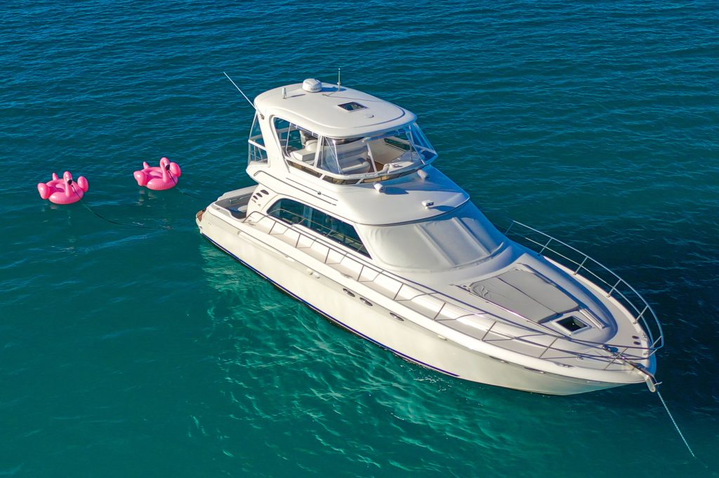 MISTRESS 55ft Sea Ray Yacht luxury yacht available for charter in Miami