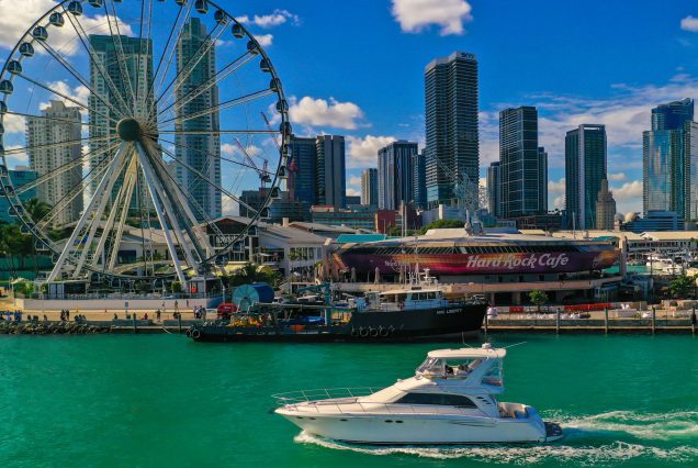 MISTRESS 55ft Sea Ray Yacht luxury yacht available for charter in Miami