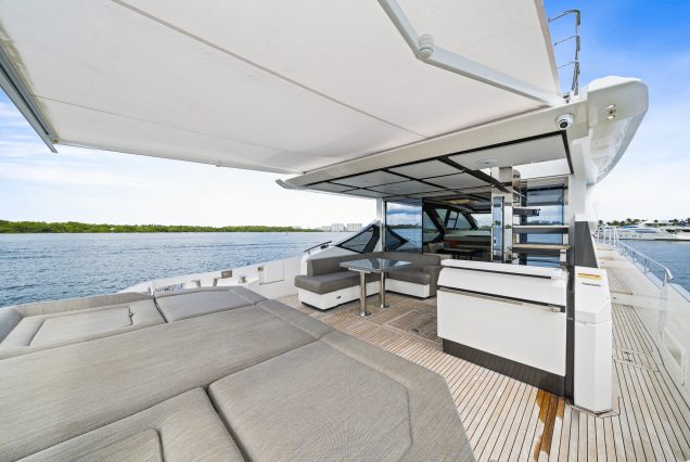 72ft Azimut “Water You Doing” boarding area with access to upper deck