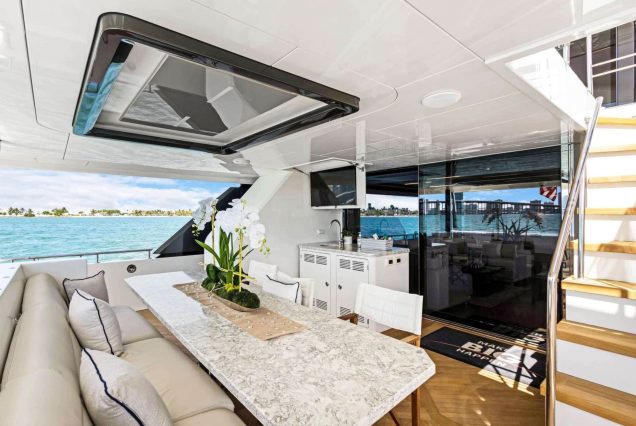 VIP 95ft Ocean Alexander Yacht With Jacuzzi grand boarding entrance with access to upper deck