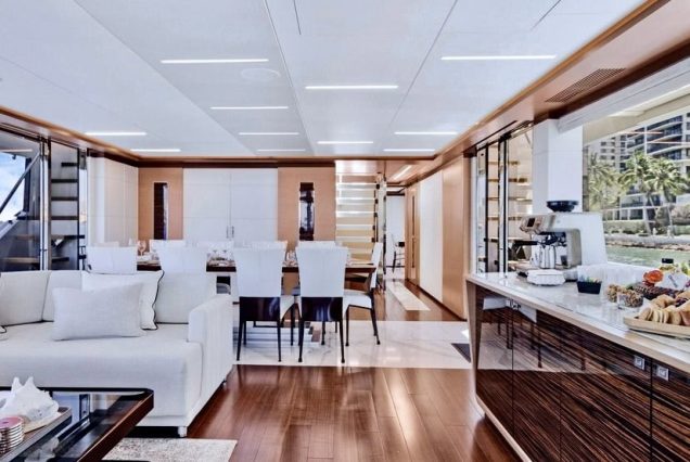 VIP 95ft Ocean Alexander Yacht With Jacuzzi elegant salon lounge with premium seating