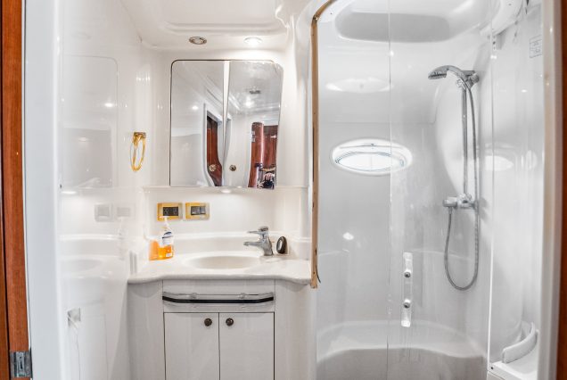 50ft Sea Ray Yacht clean and modern washroom with essential amenities