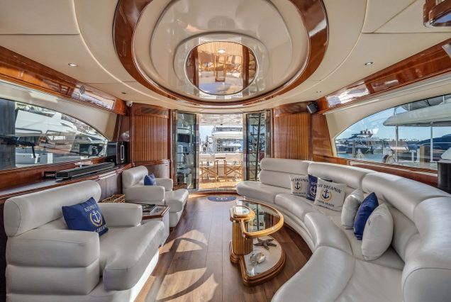 90ft Azimut Dream With Jacuzzi salon lounge with table Miami Marina rental