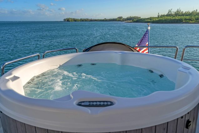 90ft Azimut Dream With Jacuzzi jacuzzi Miami Marina