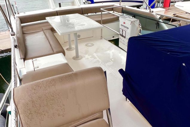 Fairline Squadron 45ft Pasha Yacht open flybridge lounge perfect for relaxing and socializing