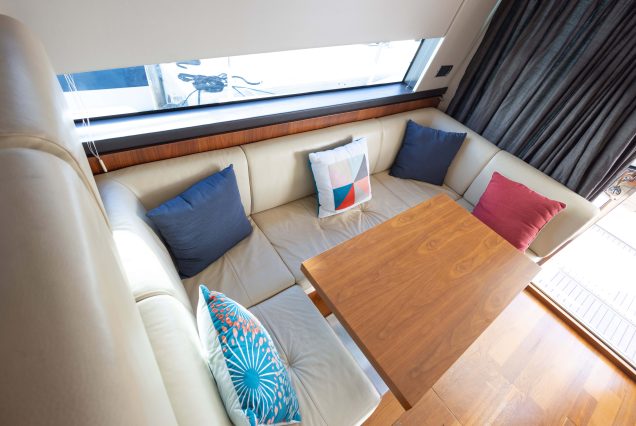 Fairline Squadron 45ft Pasha Yacht interior dining area perfect for meals and gatherings