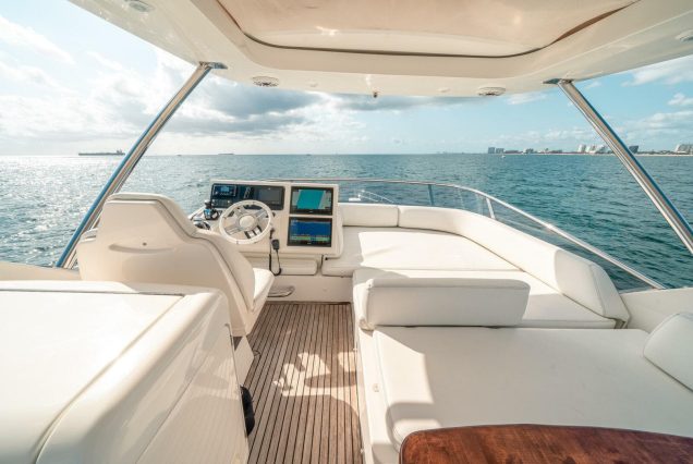 70ft Azimut WARRIOR II elevated lounge offering panoramic ocean and skyline views