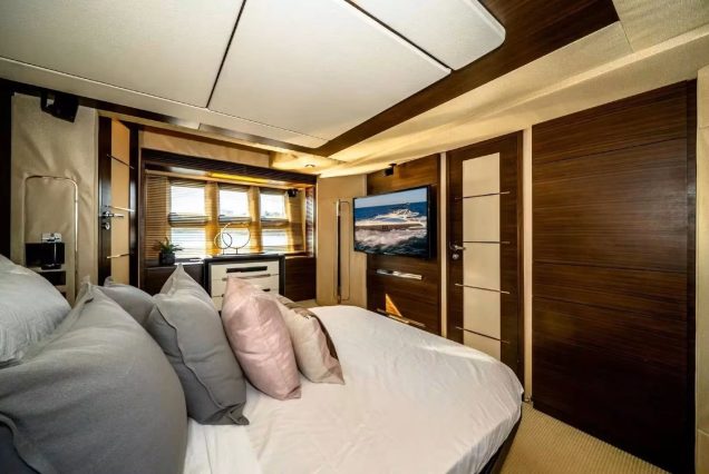 72ft Azimut Blackjack Miami master suite with private bathroom and luxury finishes