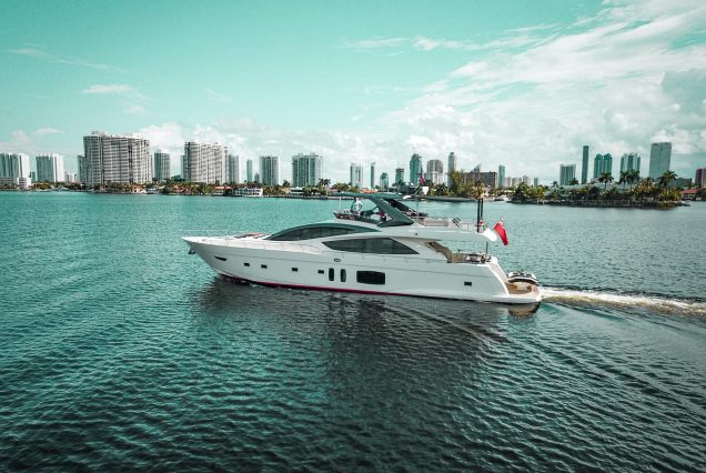 El-Patron 86ft Astondoa Miami luxury yacht with jacuzzi available for charter
