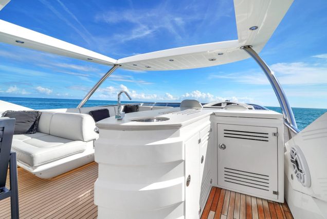 75ft Sunseeker M4 Predator Miami single deck lounge crafted for sophisticated cruising