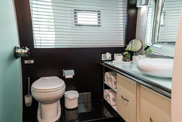 El-Patron 86ft Astondoa Miami luxury washroom with premium fittings and finishes