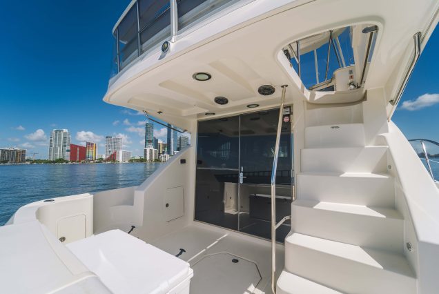 52ft Sea Ray Bridge Miami smooth boarding access to all deck areas