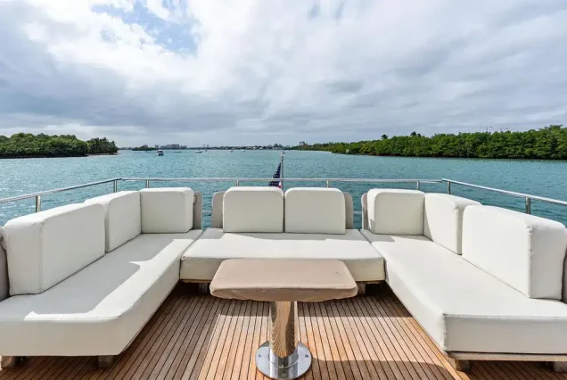 70ft Azimut Le Grand Bleu Miami upper deck ideal for open-air cruising and relaxation