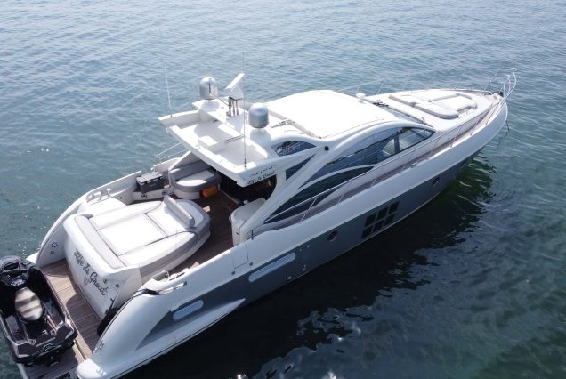 Azimut 62ft LIFE IS GREAT Miami swim platform with easy access to the water
