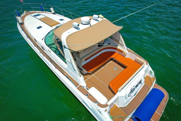 44ft Sea Ray Harmony Miami outdoor lounge space with scenic ocean and skyline views