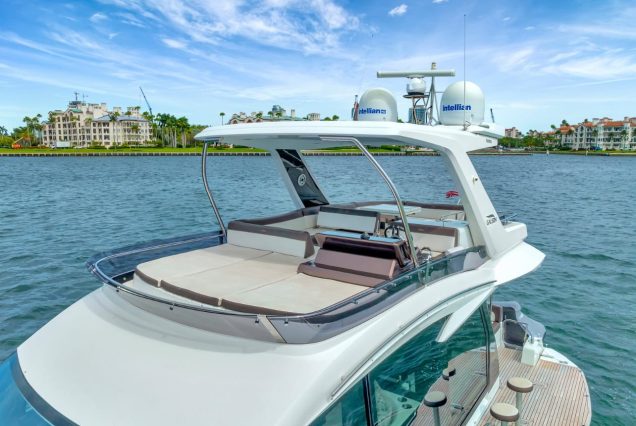 Modern 53FT Galeon Miami elevated lounge offering panoramic views of Miami’s skyline and waterways