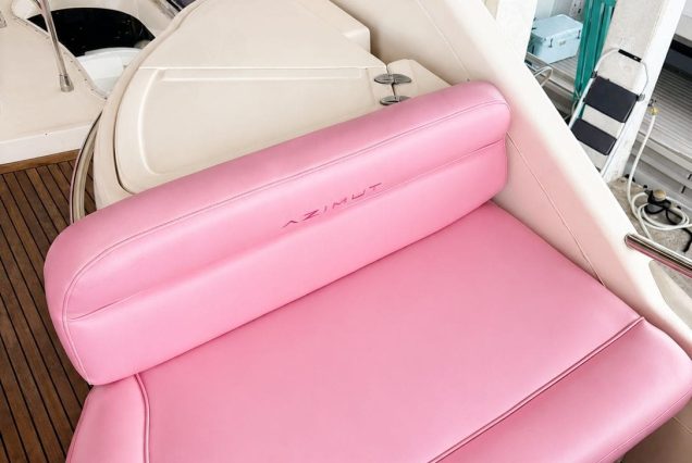 AZIMUT Victoria 70ft Pink Miami upper deck designed for open-air luxury and waterfront relaxation