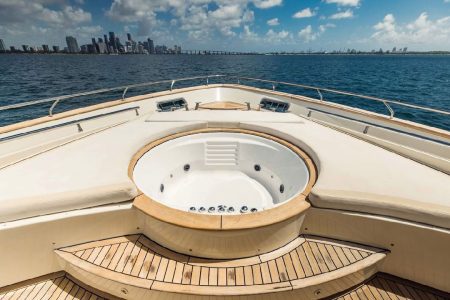 Luxury 110ft Dominator Senay Miami onboard jacuzzi for a premium spa-like experience