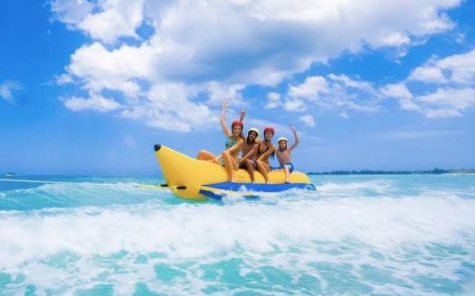 30-minutes Banana Ride for 350 AED.