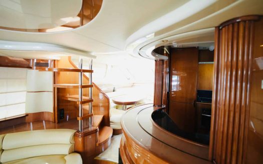 80FT ITALIAN AZIMUT With Jacuzzi