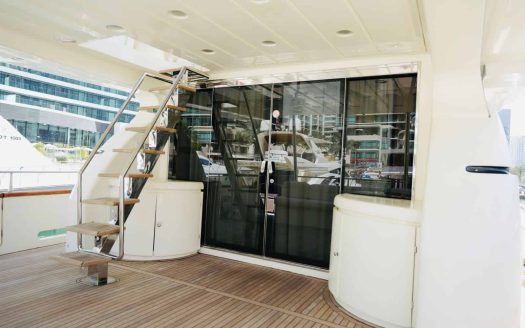 80FT ITALIAN AZIMUT With Jacuzzi