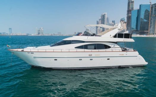 80FT ITALIAN AZIMUT Side Deck