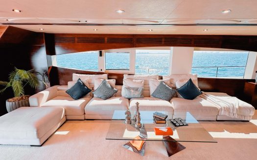 Luxury 140ft Yacht