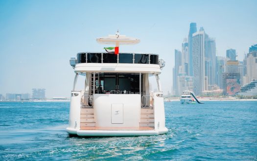 Classico 80ft Luxury Yacht