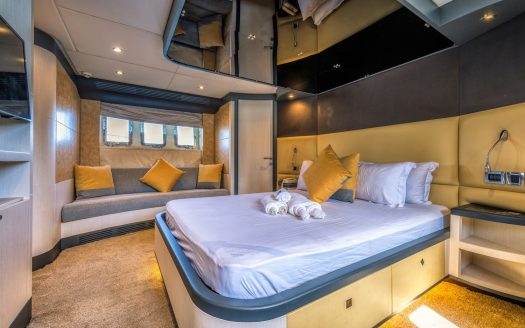 77ft Diamond Luxury Yacht