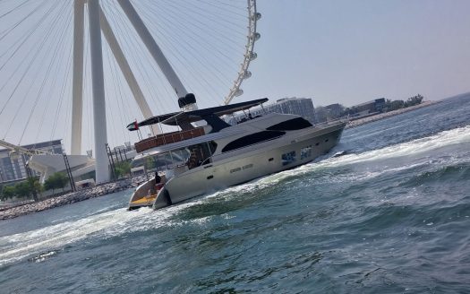 88ft Yacht With Jacuzzi