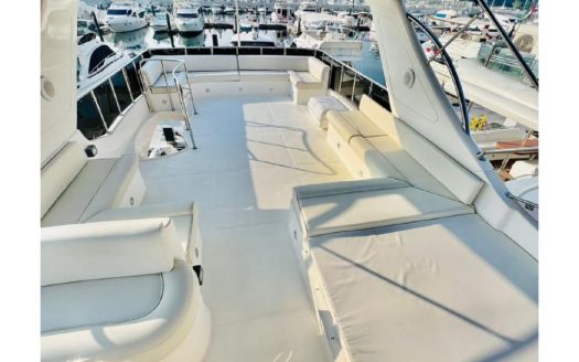 70ft Majesty Premium Yacht