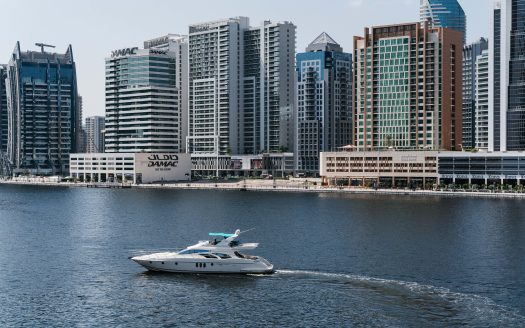 Luxury Azimut 62ft Tiffany