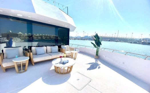 100ft Houseboat Jaddaf