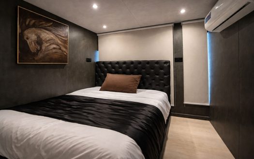 90ft Vogue Houseboat