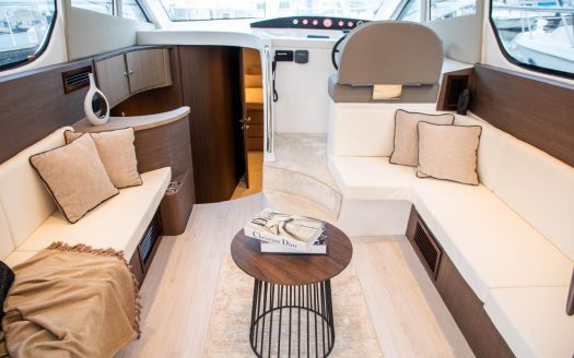 Luxury 48ft Royal Yacht (Fully refitted 2025)