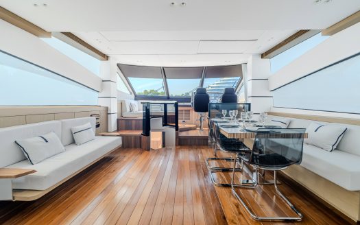 Luxury 74ft Sunseeker VIP Yacht