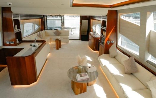VIP 80ft Gold Yacht
