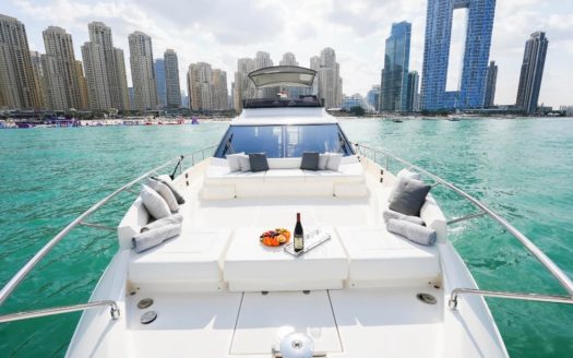 Luxury Fretti 670 Yacht